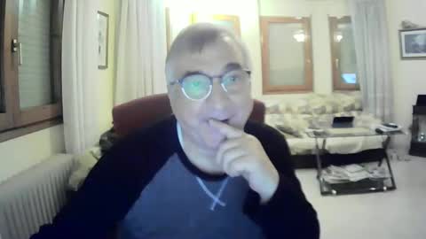Snapshot of antonio2605 chatting on 14, 2, 2025 Antonio online show from 14, 2, 2025