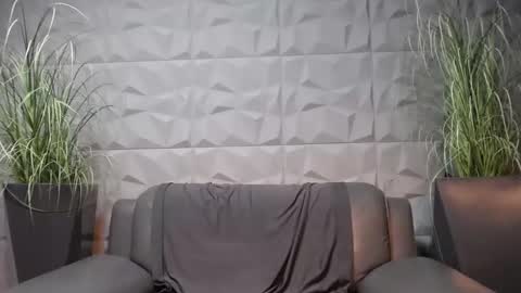 HI My name is Antonio online show from 18, 12, 2024