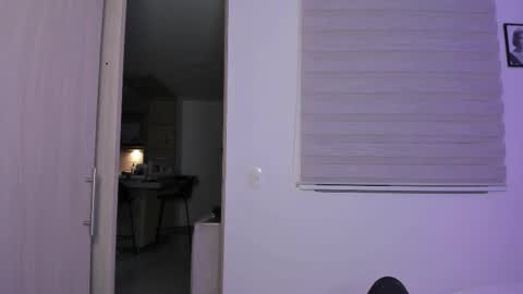 Maria Antonia online show from 6, 10, 2025