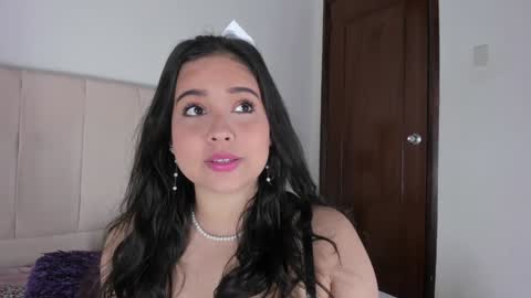 Snapshot of anyagraham chatting on 3, 1, 2025 I am Anya online show from 3, 1, 2025