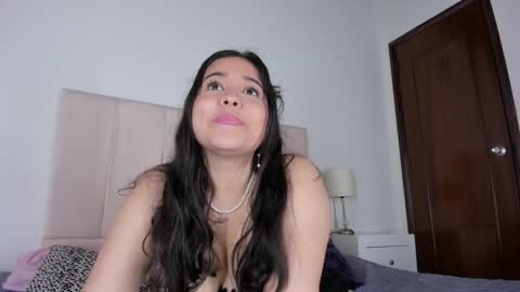Snapshot of anyagraham chatting on 3, 1, 2025 I am Anya online show from 3, 1, 2025