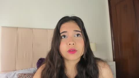 Snapshot of anyagraham chatting on 10, 1, 2025 I am Anya online show from 10, 1, 2025