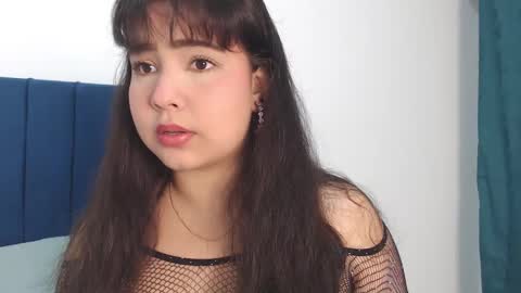 Snapshot of anyagraham chatting on 2, 3, 2025 I am Anya online show from 2, 3, 2025