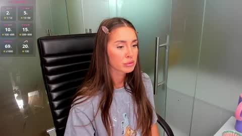 Snapshot of anyarayne chatting on 29, 5, 2026 Anya online show from 29, 5, 2026