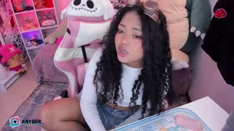 Any online show from 25, 11, 2025