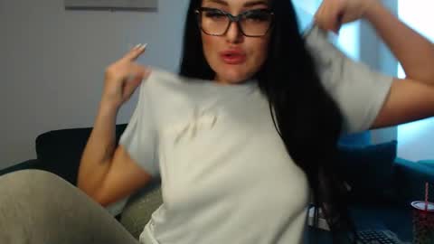 Snapshot of anyevyy chatting on 16, 5, 2026 AnyEvyy online show from 16, 5, 2026