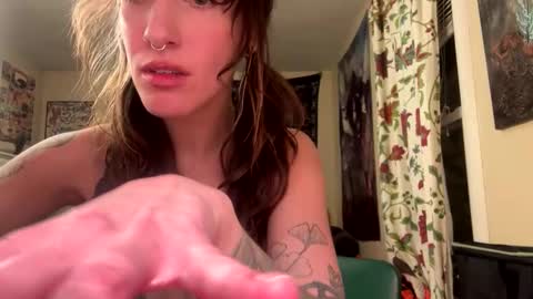 ApacheRose online show from 9, 2, 2025