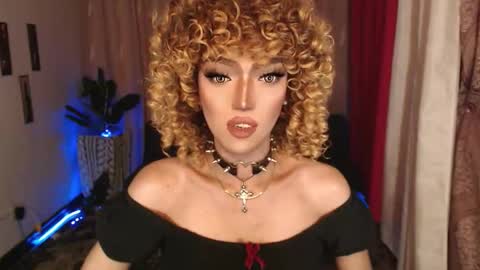 Snapshot of aphrodite_may chatting on 8, 9, 2025 kathryn online show from 8, 9, 2025