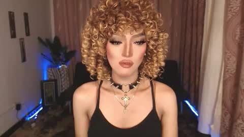 Snapshot of aphrodite_may chatting on 16, 9, 2025 kathryn online show from 16, 9, 2025