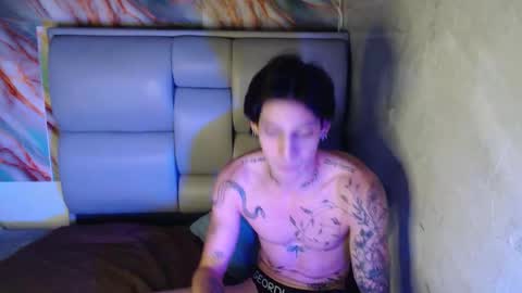 Snapshot of apolo01_ chatting on 7, 10, 2025 Apolo online show from 7, 10, 2025