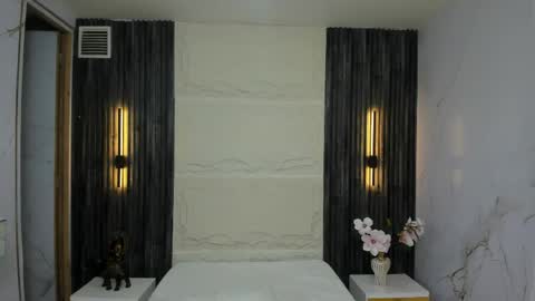   online show from 12, 4, 2026