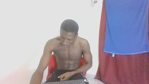 Snapshot of apoloblackbig chatting on 16, 2, 2025 apoloblackbig online show from 16, 2, 2025