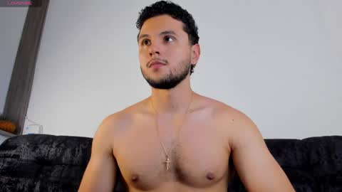 Snapshot of apoloklein_ chatting on 25, 5, 2026 Apolo Klein online show from 25, 5, 2026