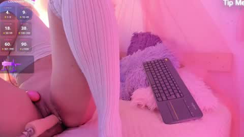 Lily online show from 8, 10, 2025