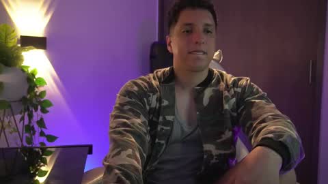 Snapshot of appolo_allen chatting on 11, 2, 2025 insta appolo master online show from 11, 2, 2025