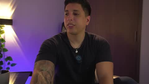 Snapshot of appolo_allen chatting on 20, 2, 2025 insta appolo master online show from 20, 2, 2025
