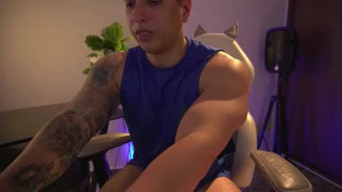 Snapshot of appolo_allen chatting on 3, 3, 2025 insta appolo master online show from 3, 3, 2025