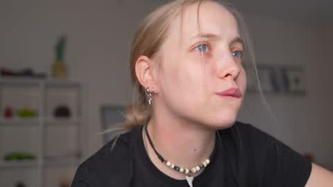  REYNA  next stream is 11h of Feb online show from 26, 3, 2026