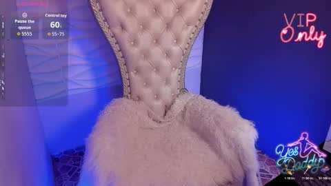 Snapshot of appril_foxx chatting on 9, 2, 2026 apprilfoxx online show from 9, 2, 2026