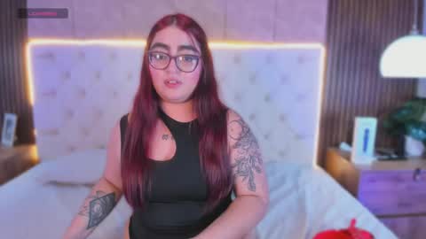 apriilfox online show from 11, 4, 2026