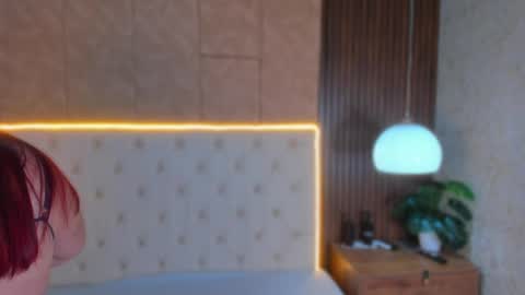 apriilfox online show from 13, 4, 2026