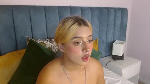 Snapshot of april__bunny chatting on 3, 1, 2025 April Bunny online show from 3, 1, 2025