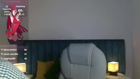 Snapshot of april__bunny chatting on 5, 1, 2025 April Bunny online show from 5, 1, 2025