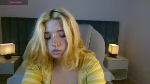 Snapshot of april__bunny chatting on 3, 2, 2025 April Bunny online show from 3, 2, 2025