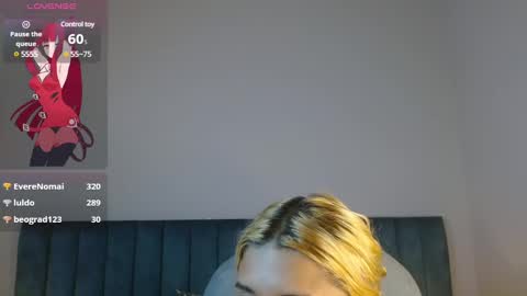 Snapshot of april__bunny chatting on 14, 2, 2025 April Bunny online show from 14, 2, 2025