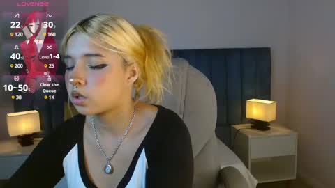 Snapshot of april__bunny chatting on 17, 2, 2025 April Bunny online show from 17, 2, 2025