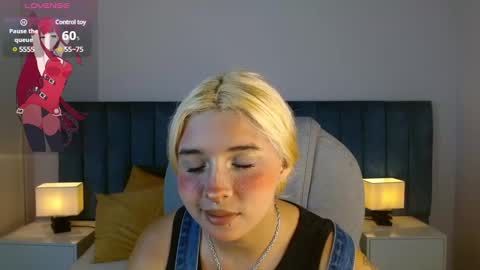 Snapshot of april__bunny chatting on 27, 2, 2025 April Bunny online show from 27, 2, 2025