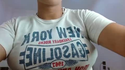 Snapshot of april__bunny chatting on 14, 7, 2026 April Bunny online show from 14, 7, 2026