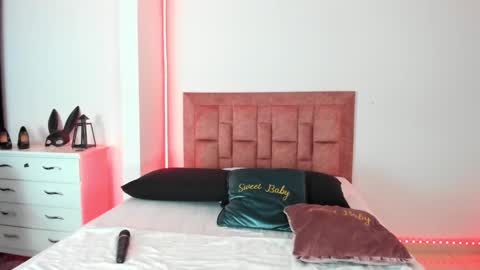 april collinsxx online show from 22, 2, 2025