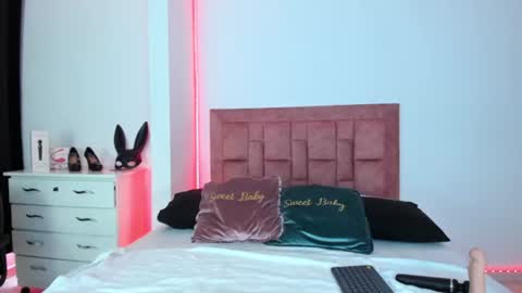 april collinsxx online show from 6, 7, 2026
