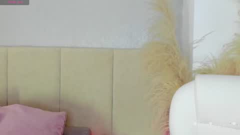 Snapshot of april_ebony18_ chatting on 4, 7, 2026 April online show from 4, 7, 2026