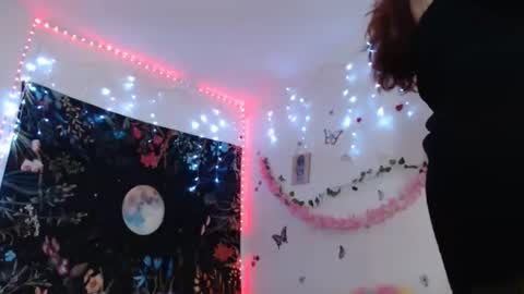 Snapshot of april_l6 chatting on 7, 5, 2026 april_l6 online show from 7, 5, 2026