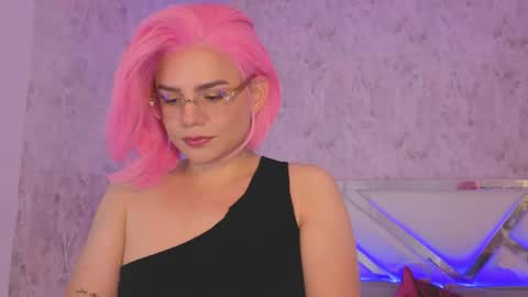 Snapshot of april_summer_ chatting on 16, 5, 2026 Isabella online show from 16, 5, 2026