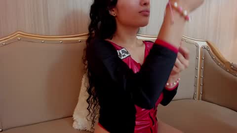 Snapshot of aprilalvarez chatting on 30, 1, 2025 1430 2100 -5 online show from 30, 1, 2025