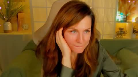 Snapshot of aprill_o_nill chatting on 17, 12, 2024 aprill_o_nill online show from 17, 12, 2024