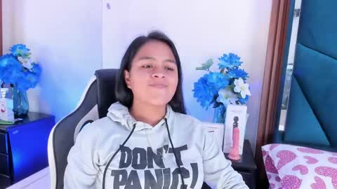 Snapshot of aprilmiiller chatting on 23, 5, 2026 aprilmiiller online show from 23, 5, 2026