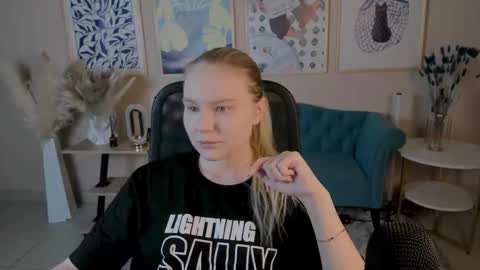 April. All year round.  online show from 1, 10, 2025