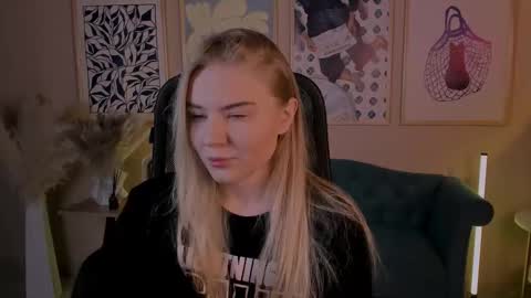 April. All year round.  online show from 21, 11, 2025