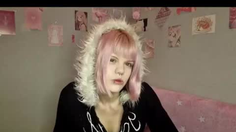 Snapshot of aprilspark chatting on 7, 7, 2026 Alice D online show from 7, 7, 2026