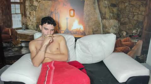 Snapshot of aprovechame_ chatting on 6, 6, 2026 aprovechame_ online show from 6, 6, 2026
