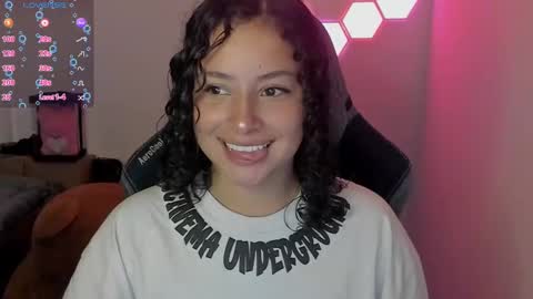 Snapshot of aqua_emilly chatting on 12, 12, 2024 aqua emilly online show from 12, 12, 2024