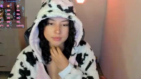 Snapshot of aqua_emilly chatting on 15, 9, 2025 aqua emilly online show from 15, 9, 2025