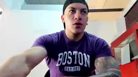 Snapshot of aquiles_51 chatting on 25, 9, 2025 Jonathan online show from 25, 9, 2025