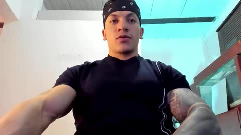 Snapshot of aquiles_51 chatting on 27, 9, 2025 Jonathan online show from 27, 9, 2025