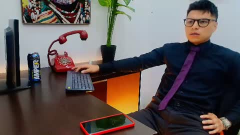 aquilestaylor online show from 10, 7, 2026