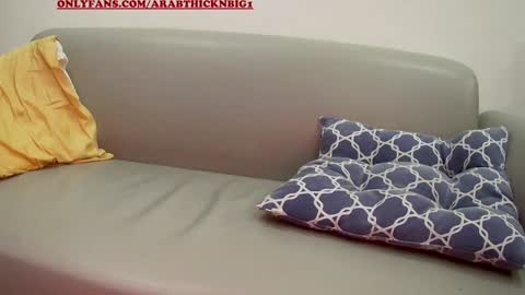 Snapshot of arabthickestdick1 chatting on 4, 2, 2025 Shaani online show from 4, 2, 2025
